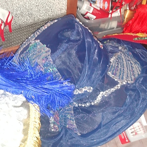 LADY LYRIA's Designer Hats - Picture 3 of 4